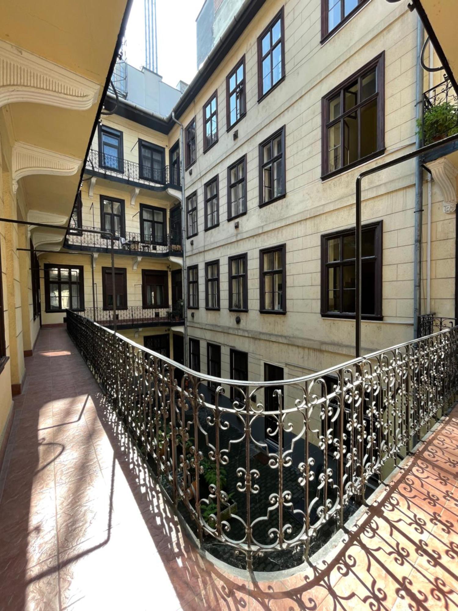 Fanni'S Cosy Home Express Apartment In The City Centre Budapest Exteriör bild